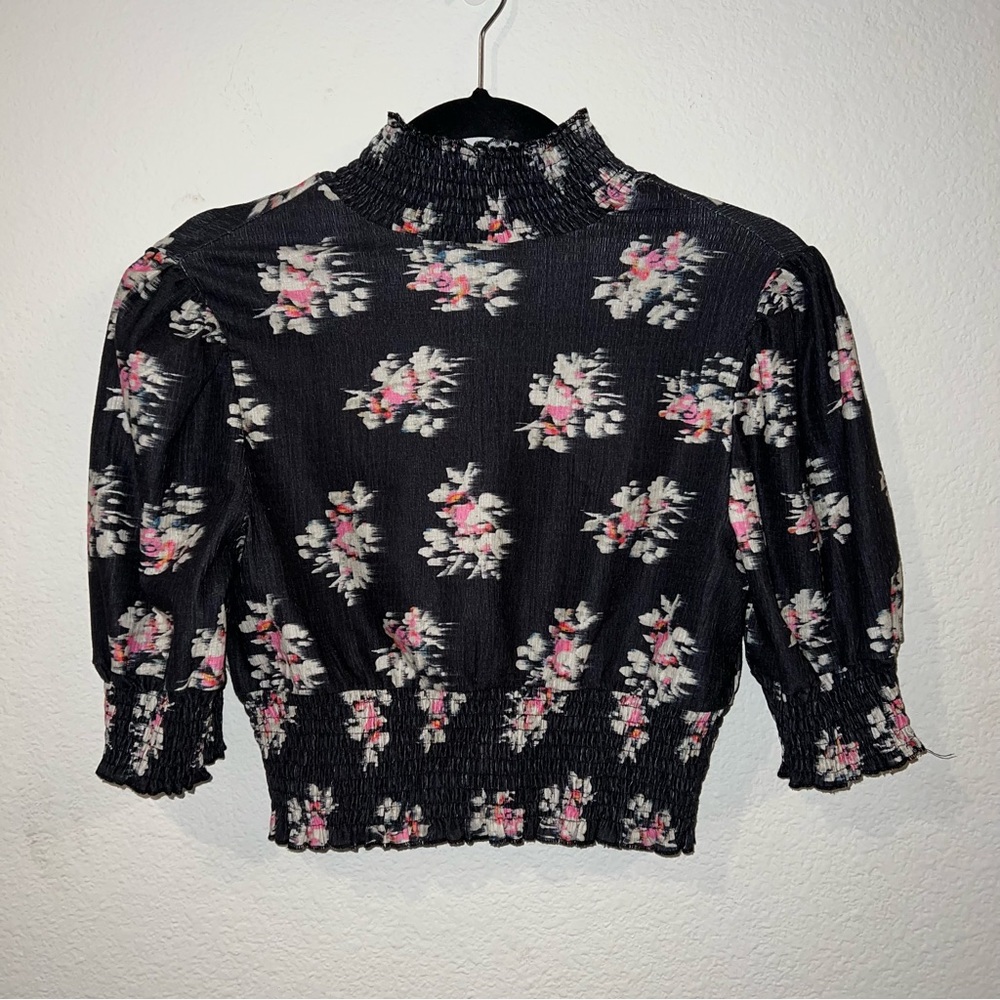 Women Cropped Top Urban Outfitters